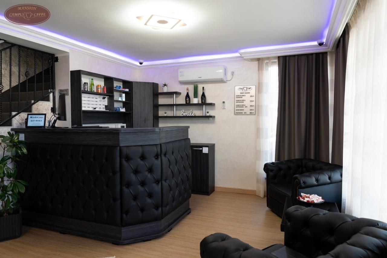 Campus Caffe Mansion Hotel Buzau Exterior photo